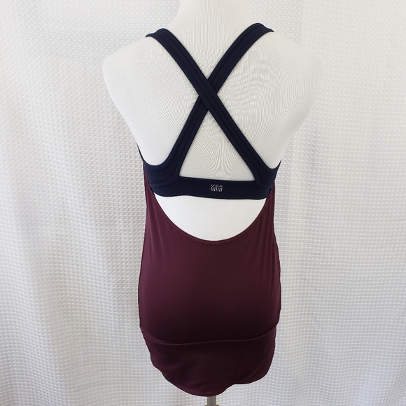Victorias Secret Sport Tank Built In Bra Open Back Athletic Tank Wine Navy XS - Picture 6 of 9